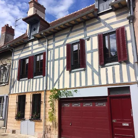 Les Clefs Du Bonheur 住宿加早餐酒店